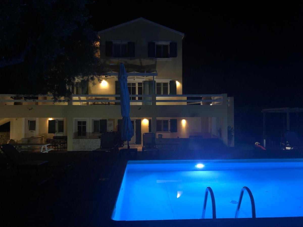 Villa Elaia Suites & Apartments No.4 Gaios Ngoại thất bức ảnh